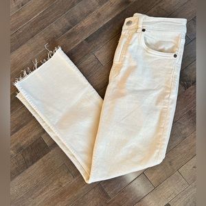 Zara high waisted mini flare jeans size 6 cream color